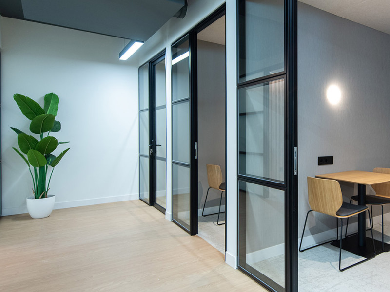 VKM Reformas Oficinas · Reformas de Oficinas - Coworking / Sala de Reuniones